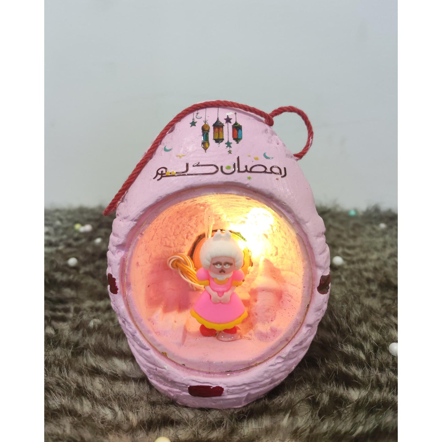 فانوس فخار مضيئ بينك