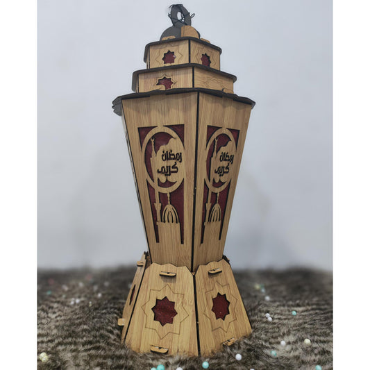 فانوس خشب كبير مضيئ بني فاتح مقاس 50سم