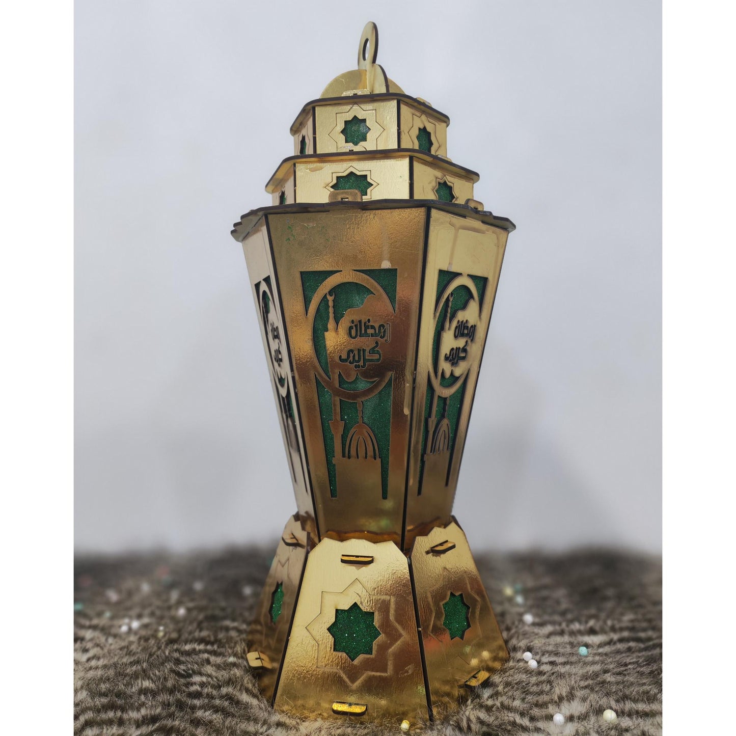 فانوس خشب كبير مضيئ ذهبي مقاس 50سم